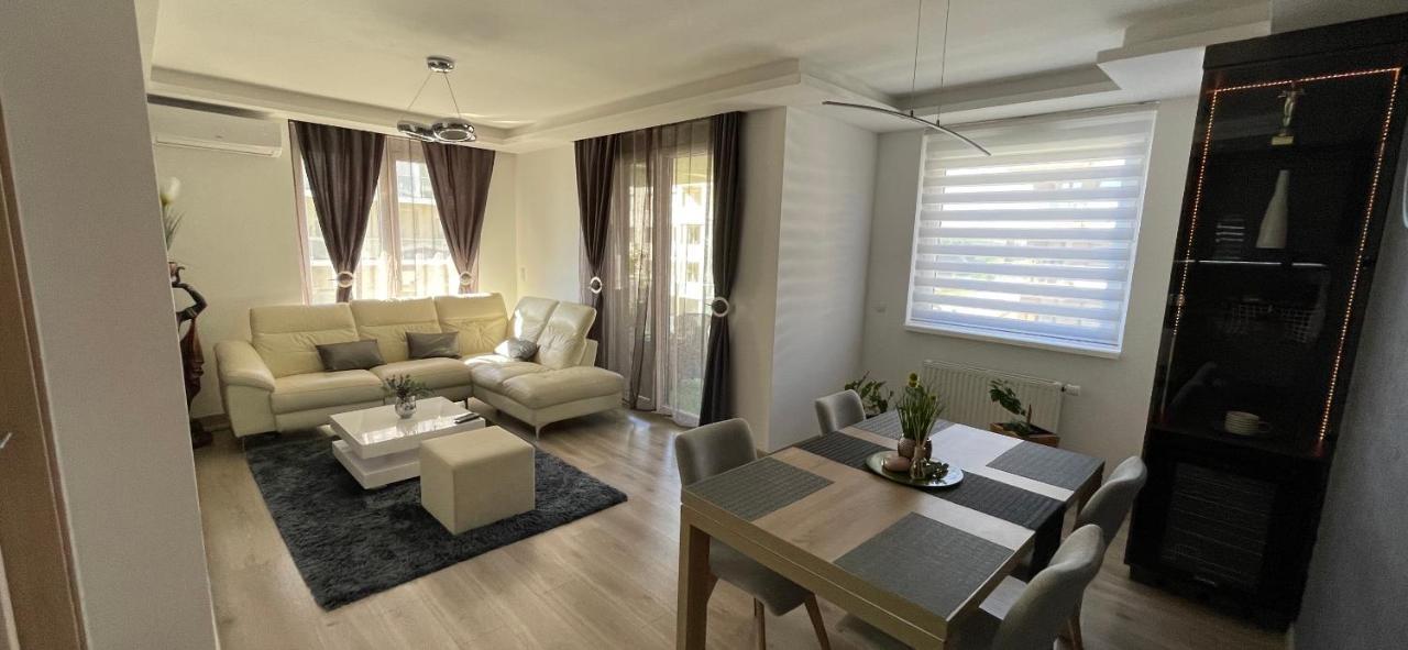 N.Cristian Apartment บูดาเปสต์ ภายนอก รูปภาพ