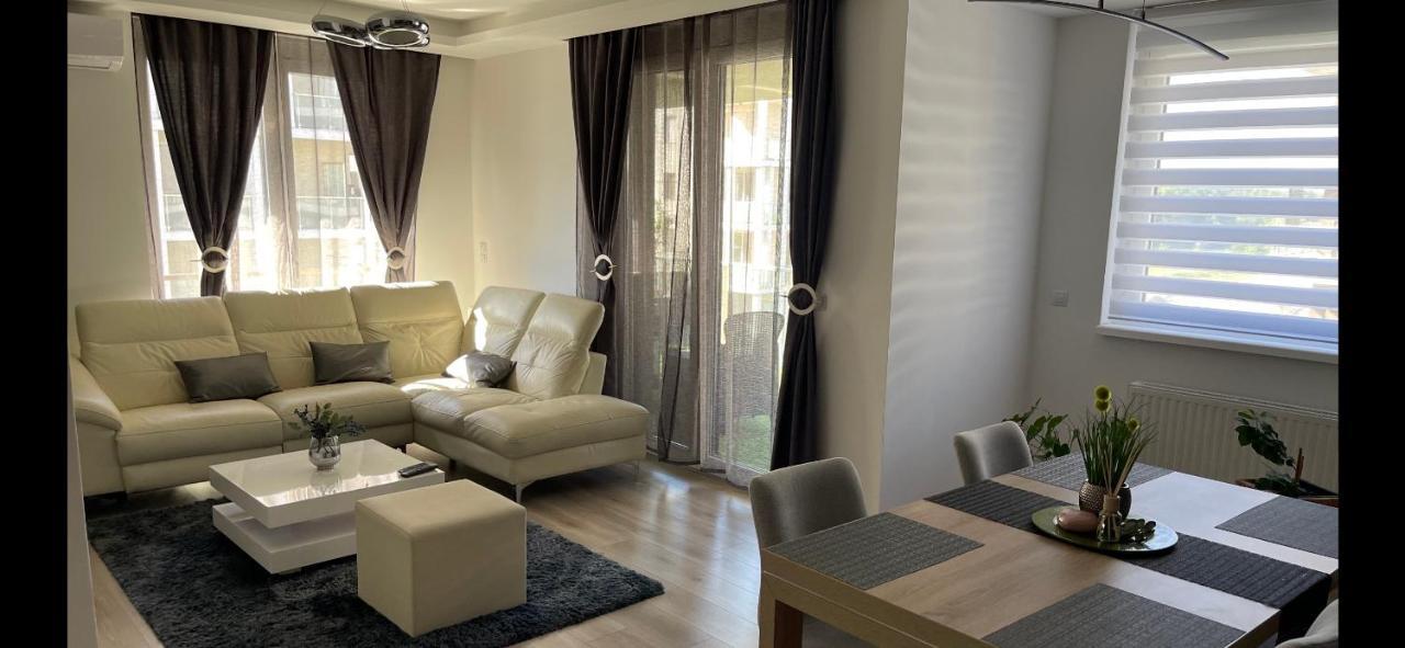 N.Cristian Apartment บูดาเปสต์ ภายนอก รูปภาพ