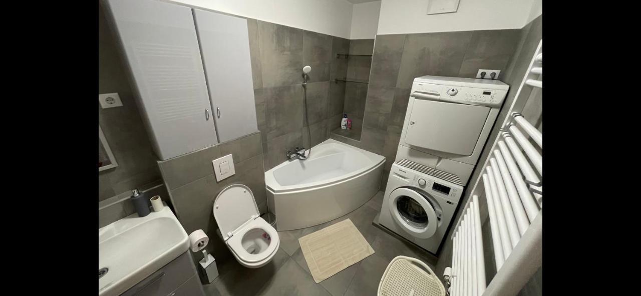 N.Cristian Apartment บูดาเปสต์ ภายนอก รูปภาพ